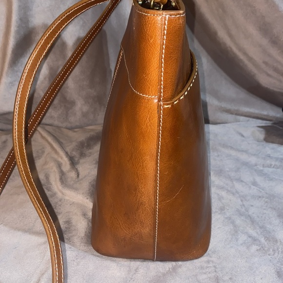 Fossil bucket leather handbag - Picture 8 of 16